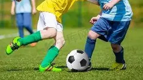 樊振东vs王楚钦：33场巅峰对决，樊振东26胜7负，统治力惊人！