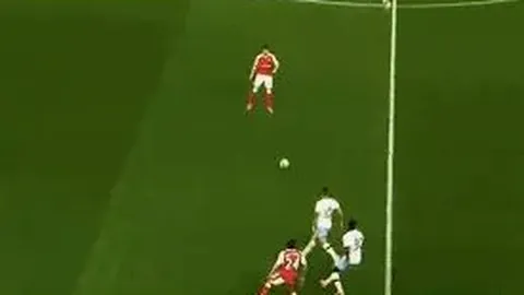 熱那亞對國際米蘭0-0戰成平局，丹布羅西奧頭槌擊中門柱